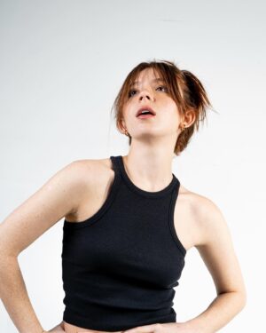 Agustina Cabo Instagram - Las fotos x @lulicherno 
El maquishaje x @manueladiazlima 
El estilismo x @lunamazzeo