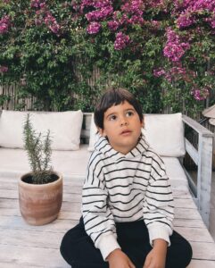 Agustina Cordova Instagram - quién le dió vida a quién? 💘 qué era mi vida 3 años y medio atrás? no tenía idea que era el amor. Feliz día a todas, las admiro, las entiendo, las siento. [primera foto de Andes en instagram porque me dió su aprobación.]