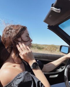 Agustina Cordova Instagram - 1 2 : 5 5 [ pero antes un paseito modelo 96’] ⌚️@garminargentina #venu2s