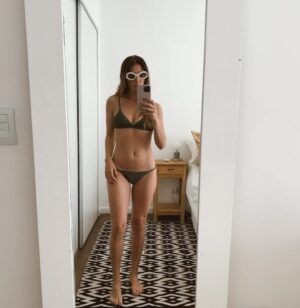 Agustina Cordova Instagram - alguien muy ready para el verano 

12 días para mi cumpleaños 
75 días para volver al mar 
80 días para terminar el año 
[algunos datos que nadie preguntó , tampoco entiendo porqué hice esos cálculos ]