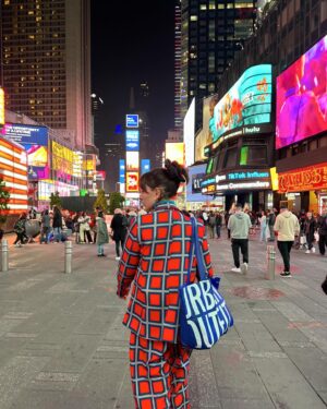 Agustina Suásquita Instagram - Cumplí 32 años en la ciudad más loca del mundo