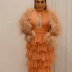 Ahlam Hassan Instagram – الف مبروك لمعاريسنا
اللوك حيل عجبني شكرا من القلب 
الفستان من تصميم الرائع الفنان ظاهر باقر 
@thaher.baqer 
المكياج والشعر صالون فيوويل 
@viewelsalon 
مكياج / ماريا
الشعر / شيماء