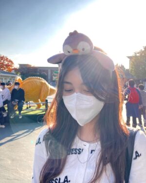 Ahn Seo-hyun Instagram - 🎡🎠학교에서..갔숩니다..