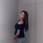Ahn Ji-young Instagram - 💋💋