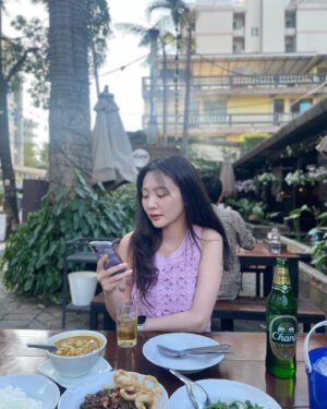 Ahn Ji-young Instagram - 사랑하는 나의 치양마이 안뇽 👋

-
마지막 영상은 강남스타일.. ㅎ
