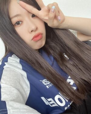 Ai Furihata Instagram - わたしのSNSって
0フォロー無人格アカウントって思われていたんだな

なんとなく軽率に自撮りとかあげてみようかな、、、😶
