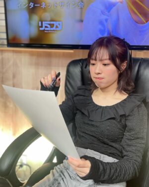 Ai Furihata Instagram - オンラインサイン会✍️
ありがとうございました！！！

このあとも続々とリリイベがありますっ
チェックしてみてくださいね🫶