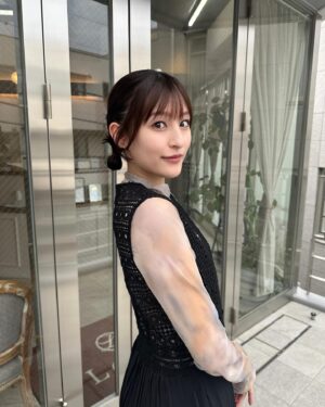 Ai Moritaka Instagram - ヘアセットしてもらった♡
今の長さだと自分じゃどうしたらいいか分からなかったから、
可愛くしてもらえてはっぴはっぴはっぴ〜っ⸝⋆

#ヘアセット #ヘアアレンジ