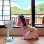 Ai Shinozaki Instagram - ・ #篠崎愛カレンダーブック2023 #オフショット 🍉