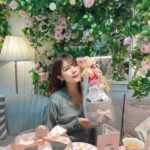 Ai Shinozaki Instagram - ・ 元気なマタニティさん( @rionsawabe )の ベビーシャワー✨ お腹も順調に大きくなって すくすく育ってる証拠だね🥳 残りのマタニティライフも楽しも🤰✨ 待ってるよ〜👶💓