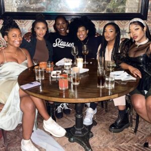 Aida Osman Instagram - black woman directing... black woman showrunning... black woman producing/creating... black woman leading... black woman leading ... black woman leading.....🖤🖤🖤