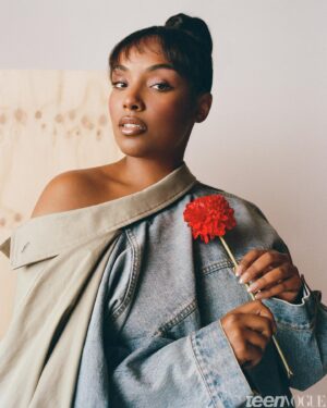 Aida Osman Instagram - thank u @teenvogue for making me ur flower girl 🥀

thank u @balenciaga !!! 

thank u to all the people in this class! talented sweethearts with different but FAIR opinions on the movie Saltburn! new hollywood class 2024 🫶🏾

Photographer - @josefinasantos
Stylist - @ian__mcrae
Hair Stylist - @hair_sulon
Makeup Artist - @robrumseymua
Manicurist - @rachel.messick
Writer - @be_vic

EIC - @versharma
Executive Editor - @danikwateng
Art & Design Director - @emilyzirimis
Senior Culture Editor - @claire_ifying
Talent Director - @eugeneshevertalov