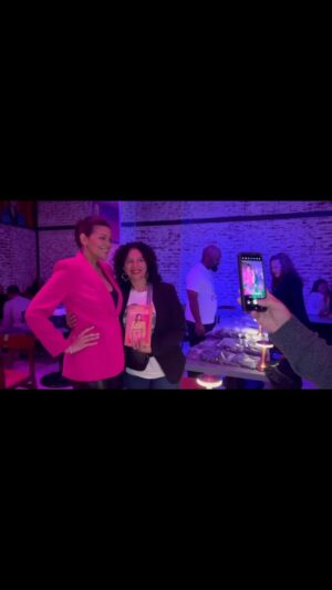 Aida Rodríguez Instagram - This past weekend was nothing short of amazing! From Yonkers, we had packed houses and hella laughs. Thank you to each person that came out to support me, I can’t wait to meet more of you as I continue my tour this April! See you all very soon! 

Special thanks to:
 @angelayee for having me on @wayupwithyee and @aylipservice ❤️
@antoinecomedy for always being down to roll and open!
@yonkerscomedyclub for hosting me!!

#aidarodriguez #igetmylikesinperson