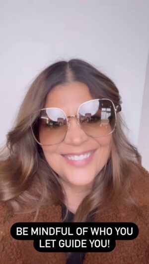 Aida Rodríguez Instagram - #BrownCoatAida PSA: Be mindful of who you let guide you!! 

Back at it again with another tea sesh! Y’all let me know what you think in the comments and stay tuned for the next Brown Jacket Session!😉

#aidarodriguez #igetmylikesinperson