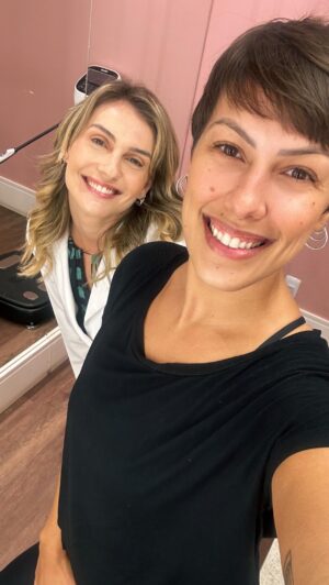 Aimée Madureira Instagram - Calma, é meme… (mas que a gente queria um resultado imediato, queria… 🫠🤣)
#nutri #nutricao #dieta #planoalimentar #fit #fitness #humor