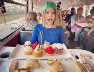Aimee Teegarden Thumbnail - 6.4K Likes - Most Liked Instagram Photos