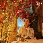Aimee Chan Instagram - Barcelona has given hubs and me alot of romantic memories. I'm so happy we can travel as a large family this holiday to experience it all over again! 🥰 #happymood #family dinner tonight was absolutely delish ! 😋 #antigua #happy #barcelona #foodie #familymemories #chanchanfamily #familyiseverything #christmasholiday