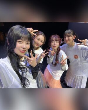 Aina Aiba Instagram - 「富田麻帆ミュージックフェスティバル」
1部･2部出演させていただきました！

改めて、まほねぇー！ @maho_tomita6261 
記念すべき、周年おめでとう🥳㊗️💫
出会って8年目になるのかなぁ。
ずっと仲良くしてくれて、
こんな素敵なライブイベントに呼んでくれて、
最高にHappyです！！！

1部は
かのんと @nanaki.kanon 
ようこと @yokokadoyama 

2部は
もよよんと @koyamamomoyo_official 
あやさと @ayasacream 

みんなの歌を聴いて、耳が幸せ！
会場の皆さんの熱気も声も最高すぎでした🫶

私も歌わせていただきましたよー！

1部
♪Lead the way／相羽あいな
♪空色デイズ／中川翔子
♪MA･MO･RU／富田麻帆(まほ姉と)
♪純情アンクラシファイド／愛城華恋･神楽ひかり･天堂真矢･西條クロディーヌ(まほ姉と)
♪Star Divine／スタァライト九九組(みんなと)

2部
♪Lead the way／相羽あいな
♪閃光／Alexandros
♪Beauty or Beast／相羽あいな(まほ姉と)
♪純情アンクラシファイド／愛城華恋･神楽ひかり･天堂真矢･西條クロディーヌ(まほ姉ともよよんと)
♪Star Divine／スタァライト九九組(みんなと)

歌声のパワーってほんまにスゴいなと感じる一日でした！
心が満たされた〜〜〜幸せ〜〜〜♡♡

#まほふぇす 
#富田麻帆
#七木奏音 
#門山葉子 
#小山百代 
#伊藤彩沙
#相羽あいな