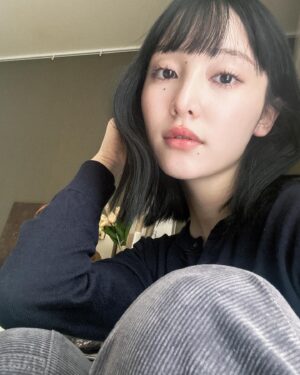Aina Yamada Instagram - .

ばばっとメンテナンスは
まとめてお願いする事が多いです
花粉の季節完全に食らってますが
丁寧なスキンケアを心掛けて頑張ってます

行き届かない箇所は
スーパーエリート達に助けてもらってる!!
ありがとう😊