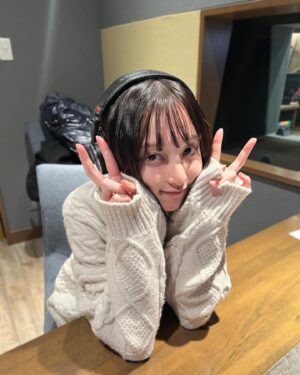Aina Yamada Instagram - .

本日2023お仕事納め~✩.*˚
今年も濃い1年でした
大好きなお仕事楽しかった~
最後に皆さんにも会えたし
満足、満足、!!

来年も頑張ります🧏🏻‍♀️
みんなは私のどのお仕事印象的だった？