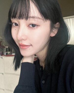Aina Yamada Instagram - .

ばばっとメンテナンスは
まとめてお願いする事が多いです
花粉の季節完全に食らってますが
丁寧なスキンケアを心掛けて頑張ってます

行き届かない箇所は
スーパーエリート達に助けてもらってる!!
ありがとう😊