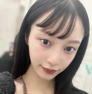 Aina Yamada Instagram - .

良いお年を~ていい始めたこの頃
最近の写真です。ぺた