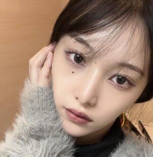 Aina Yamada Instagram - .

良いお年を~ていい始めたこの頃
最近の写真です。ぺた