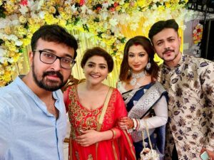 Aindrila Sharm Instagram - 🫶🏻

@hritojeet_tatha @sabyasachi_3110