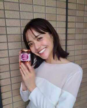 Airi Matsui Instagram - 「美を醸すふくしまPR大使」
任命して頂きました！

大好きな福島、大好きな発酵食品。
とても嬉しいです！

皆様に良さを沢山知ってもらえるようがんばります！
心と体、元気に綺麗を目指しましょ🤍

#美を醸すふくしま