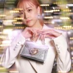Airi Matsui Instagram - DOLCE&GABBANA HOLIDAY 2023 Private Party ドルチェ＆ガッバーナ 青山にて フラワーアーティスト、ニコライ・バーグマンによる高さ約4mのオリジナルクリスマスツリーが🎄 クリスマスをひと足先に、、✨ 煌びやかな空間にホリデーシーズンにぴったりなアイテムが沢山でした！ 12/25まで🤍 @dolcegabbana #DolceGabbana #DGHolidays #ドルチェガッバーナ #DGホリデー #pr
