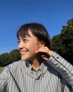 Airi Matsui Instagram - ☀️⛲️✨

晴れた日の公園は気持ちがいいね〜