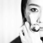 Airi Matsui Instagram - VERSACE ICONs EVENT 1st Anniversary of GINZA FLAGSHIP ボディラインに沿った美しい シルエットがシックでエレガンス。 新たな魅力がつまったコレクションでした🩶 @VERSACE #VersaceGrecaGoddess #PR