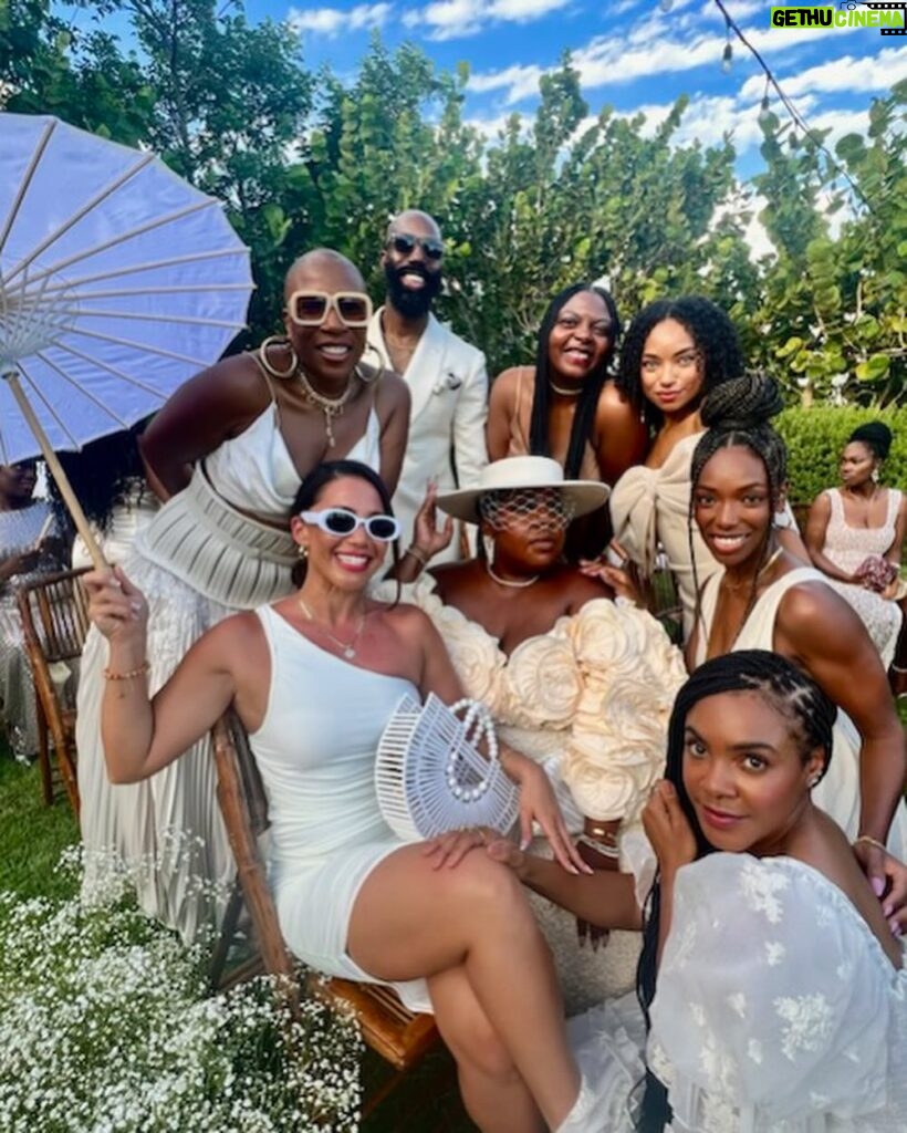 Aisha Hinds Instagram - •| T O • S I V A • W I T H • L O V E |• For the cultures… A curation of community A combining of cultures A covenant of companionship An honor to be in fellowship and community celebrating the beautiful union of @niajervier & @dileepansiva - AN EPIC TIME WAS HAD!i #ToSivaWithLove