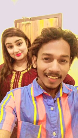 Aiswarya Behera Instagram - pagal pagal pagal … 🥰🤪with didi @aiswarya_behera_ashb_official .
.
.
.

#instagram #instagood #instadaily #trending #explorepage #new #actor #actress #tv #comedy #aiswarya #jaga #madakhiajaga #facebook #viral #ajimunkahuchitate #pagalpagalpagal #mast #odia #odiareels