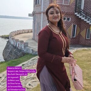Aiswarya Behera Instagram - #AiswaryaBehera #TamparaLake #India #Odisha #Ganjam #JaiVarunaDev #JaiMaaBudhiThakurani
Thanks @_gaurav_anand09 for the video