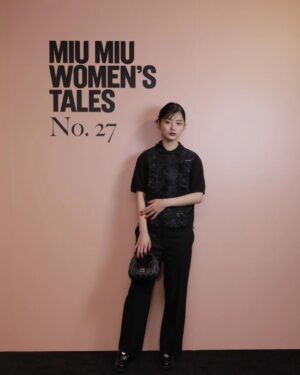 Aju Makita Instagram - ☺︎
MIU MIU WOMEN'S TALES
最新作
「I AM THE BEAUTY OF YOUR BEAUTY, 
I AM THE FEAR OF YOUR FEAR」
観てきました🎥⁡
⁡⁡
私も映画の撮影したくなった〜🍿

#miumiu #pr
#miumiuwomenstales