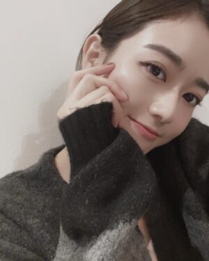Akane Moriya Instagram - ⁡
セーターの時期がもうすぐ、、、♡