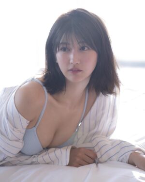 Akane Takiyama Instagram - みなさん買ったよのご報告
沢山有難うございます🙇‍♀️✨

デジタル写真集もいかがでしたか？😊
色んな表情を撮っていただきました！
自分でも写真を見ると
いまだに不思議な気分です...笑

そしてグラジャパでご購入いただくと
限定カットも付いてます🍀

よかったらグラジャパのアンケートから
ご感想も沢山お待ちしてます🙏🌟

#週プレ　#ABEMA

撮影/中村和孝さん