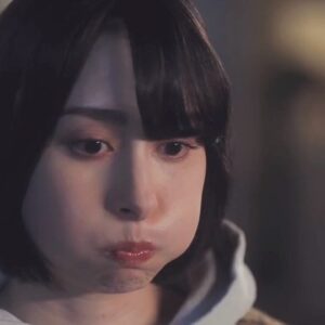 Akari Hayami Instagram - _
このあと23:59〜
#めぐる未来　5話放送です

アイスティーぶっかけめぐるさんと、寒すぎてセリフ言えなくなりそうで顔の体操してるめぐるさんです

前髪ありも久々やりたいなー

ぜひみてね