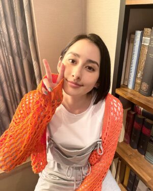 Akari Hayami Instagram - _
⁡
いよいよ今夜22時から
#ナンウマ 最終回です🔥🔥
⁡
#何曜日に生まれたの