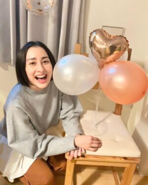 Akari Hayami Instagram - _
このあと23時59分〜
#めぐる未来　第4話放送です
⁡
今夜も見逃せないよ！みてね！
⁡
3話の時に載せようと思ってたのに忘れた3もどーぞ！