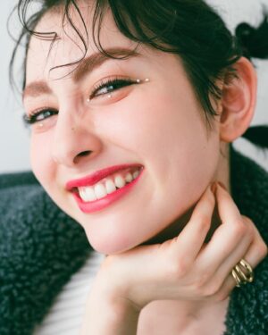 Akari Hayami Instagram - _
作品撮り❤️❤️❤️
⁡
カメラマン 酒井貴弘さん
@sakaitakahiro_
ヘアメイク chieさん
@chie_make_up
スタイリスト 城長さくらさん
@shiroosa