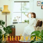 Akari Kito Instagram - 🌅ジャケ写公開🌃 10月12日発売 #鬼頭明里 2ndアルバム「Luminous」 今回のアルバムは「昼」と「夜」をテーマに楽曲、アートワークを制作☀️🌕 鬼頭さん本人もコンセプトや楽曲選びからクリエイティブに参加しました✨ 既存曲5曲＋新曲7曲を収録💿 詳細はこちら👇 kitoakari.com/luminous