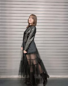 Akari Kito Instagram - ✨✨✨✨✨✨ #鬼頭明里 Zepp Tour 2023「Glow up!!」 ✨✨✨✨✨✨ 衣装4着載せちゃいます👗👠👚 皆さんはどの衣装がお気に入りですか❓