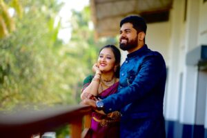 Akhila Pajimannu Instagram - Together is a wonderful place to be❤️ @trdhananjai_sharma ❤️

PC : @karopady_akshay_nayak 

#akhilapajimannuofficial #singer #couplegoals #couples #couplephotography #instagram #instagood #instadaily #photography #traditional #indian #wedding #familytime #family #instafashion #ootd #instalike #instamood #instapic #post
