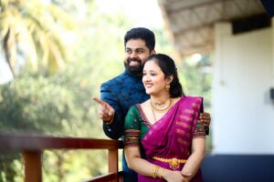 Akhila Pajimannu Instagram - Together is a wonderful place to be❤️ @trdhananjai_sharma ❤️

PC : @karopady_akshay_nayak 

#akhilapajimannuofficial #singer #couplegoals #couples #couplephotography #instagram #instagood #instadaily #photography #traditional #indian #wedding #familytime #family #instafashion #ootd #instalike #instamood #instapic #post