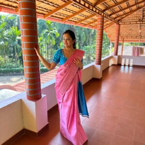 Akhila Pajimannu Instagram - Saree love❤️

#akhilapajimannuofficial #singer #vacation #ethnic #traditional #saree #instagood #instagram #instadaily #ootd #instafashion #instamood #instaphoto #post #india