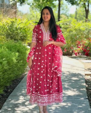 Akhila Pajimannu Instagram - OOTD❤️

PC : @trdhananjai_sharma ❤️
Outfit : @msanjeevashettyofficial 

#akhilapajimannu #singer #ootd #instagram #new #post #dresses #outfit #laketahoe #photooftheday #photo