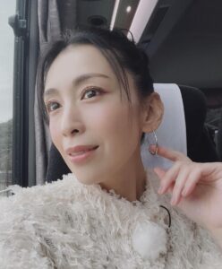 Actress Akiko Hinagata HD Instagram Photos and Wallpapers May 2024
