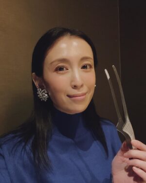 Akiko Hinagata Instagram - 夫婦焼き肉プチ忘年会
最後のアイスが当たり✨良い事あると思う😆✨
#焼き肉
#アタリは人を幸せにする